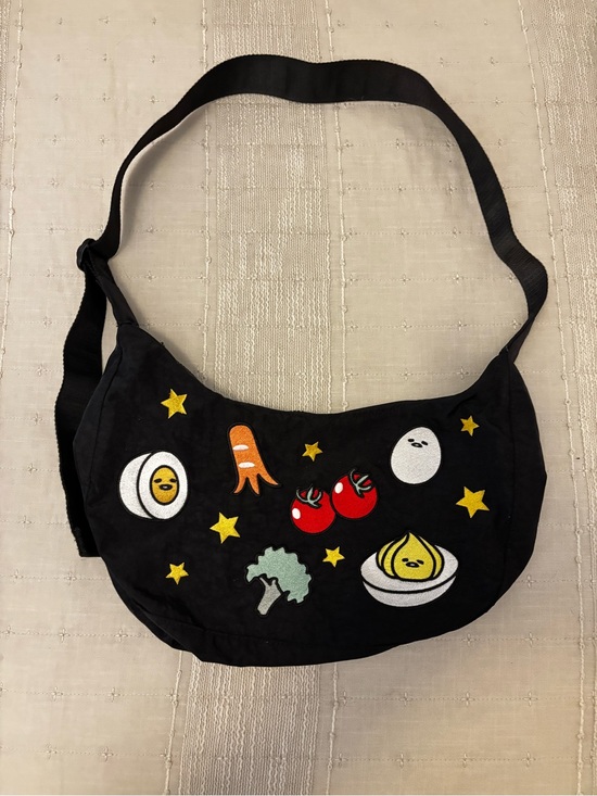 BAGGU Handbags - BAGGU Gudetama Medium crescent bag